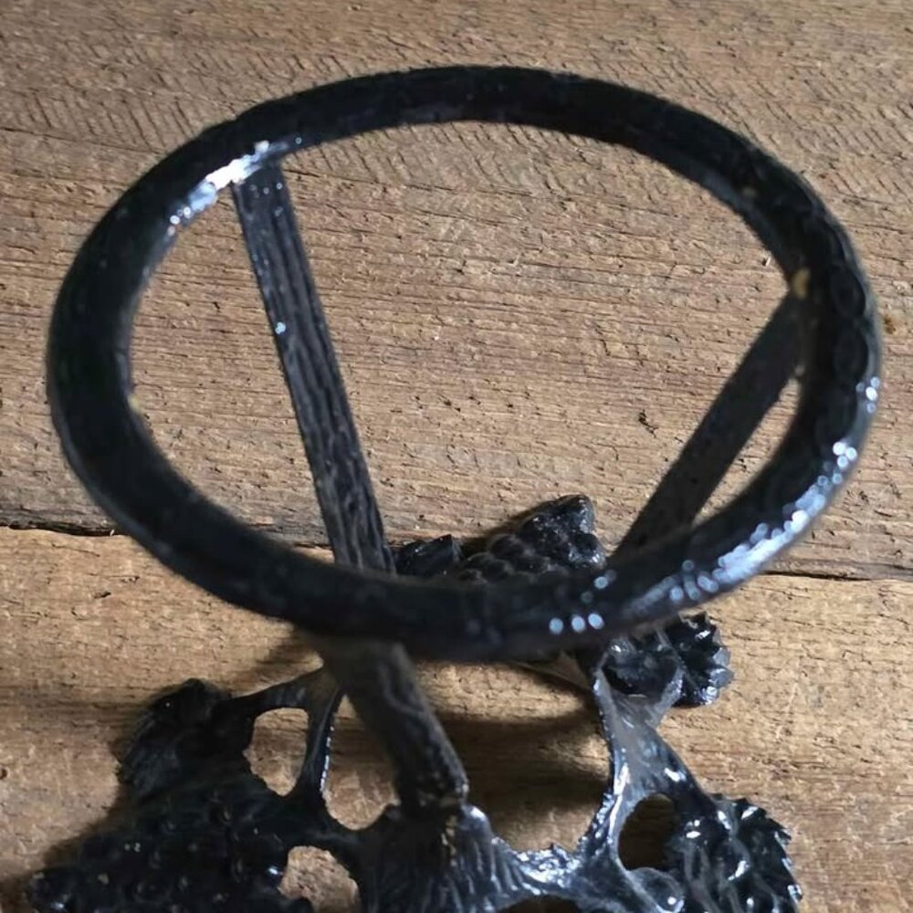 Black Metal Grape Leaf Crackle Glass Candle Holder - Picture 7 of 10